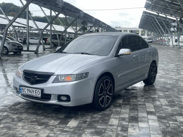 Серый Хонда Аккорд, объемом двигателя 2.4 л и пробегом 245 тыс. км за 5490 $, фото 1 на Automoto.ua