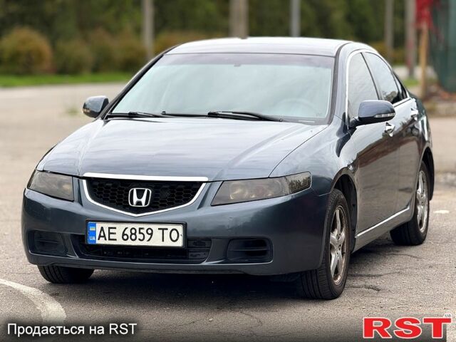 Сірий Хонда Аккорд, об'ємом двигуна 2.2 л та пробігом 300 тис. км за 5000 $, фото 1 на Automoto.ua