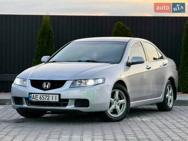 Серый Хонда Аккорд, объемом двигателя 2 л и пробегом 160 тыс. км за 5800 $, фото 1 на Automoto.ua