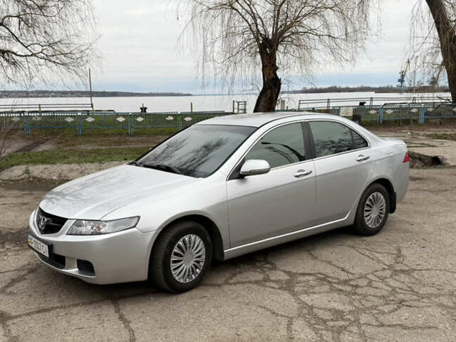 Серый Хонда Аккорд, объемом двигателя 2 л и пробегом 305 тыс. км за 4200 $, фото 1 на Automoto.ua