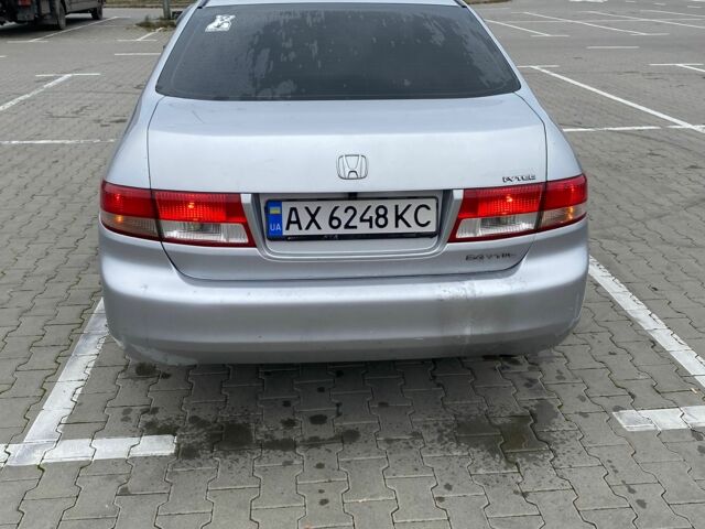 Сірий Хонда Аккорд, об'ємом двигуна 2.4 л та пробігом 320 тис. км за 4999 $, фото 1 на Automoto.ua