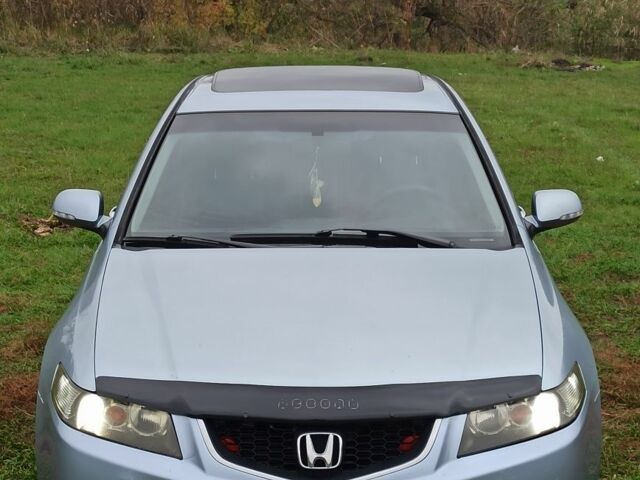 Сірий Хонда Аккорд, об'ємом двигуна 2.4 л та пробігом 300 тис. км за 6000 $, фото 1 на Automoto.ua