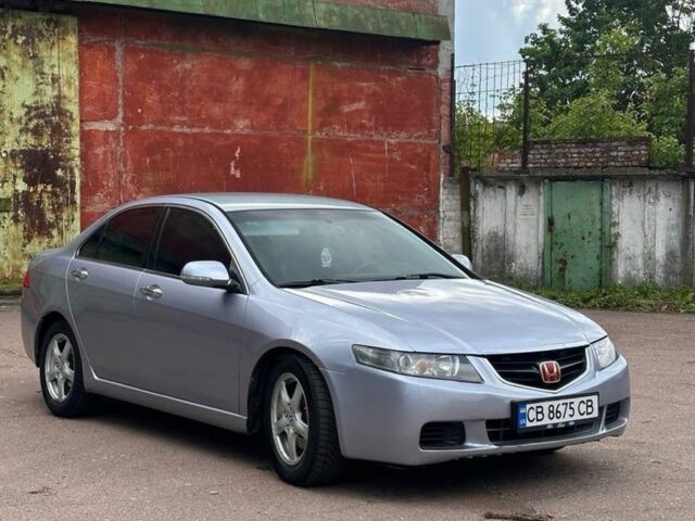 Сірий Хонда Аккорд, об'ємом двигуна 2 л та пробігом 300 тис. км за 4086 $, фото 1 на Automoto.ua