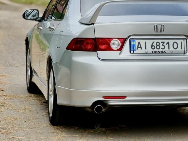 Серый Хонда Аккорд, объемом двигателя 2.4 л и пробегом 270 тыс. км за 3000 $, фото 1 на Automoto.ua