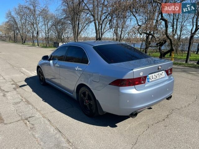 Сірий Хонда Аккорд, об'ємом двигуна 2.35 л та пробігом 221 тис. км за 8000 $, фото 1 на Automoto.ua