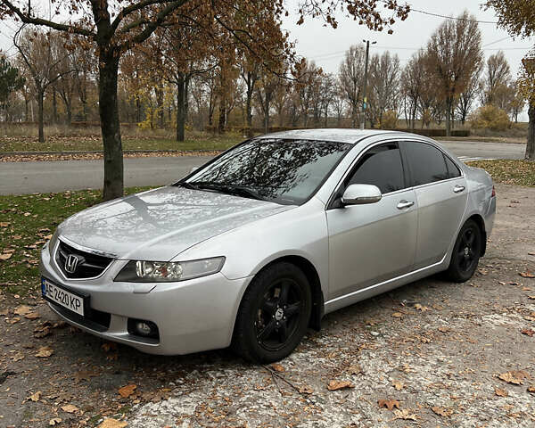 Серый Хонда Аккорд, объемом двигателя 2 л и пробегом 337 тыс. км за 5100 $, фото 1 на Automoto.ua