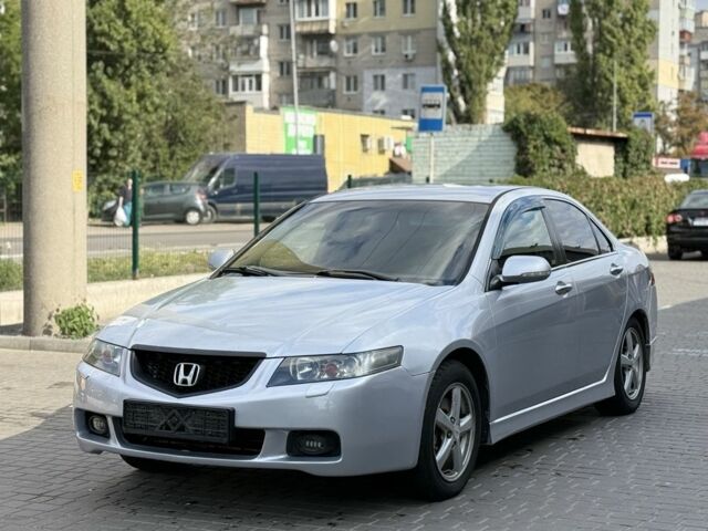 Серый Хонда Аккорд, объемом двигателя 2.4 л и пробегом 290 тыс. км за 5499 $, фото 1 на Automoto.ua