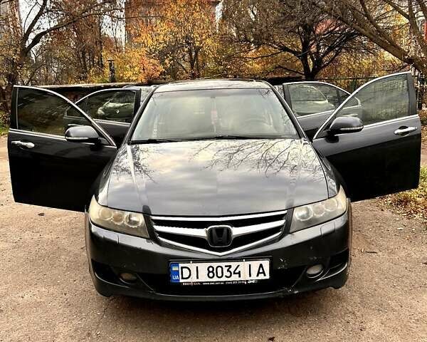 Серый Хонда Аккорд, объемом двигателя 2 л и пробегом 420 тыс. км за 5500 $, фото 1 на Automoto.ua