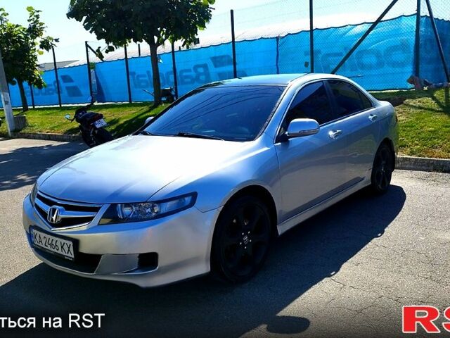 Серый Хонда Аккорд, объемом двигателя 2 л и пробегом 298 тыс. км за 4800 $, фото 1 на Automoto.ua
