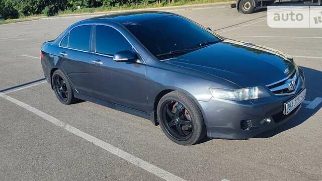 Сірий Хонда Аккорд, об'ємом двигуна 2.35 л та пробігом 295 тис. км за 7900 $, фото 1 на Automoto.ua