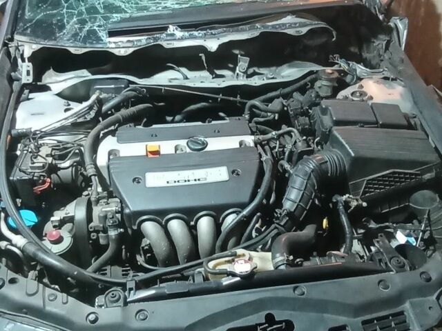 Серый Хонда Аккорд, объемом двигателя 2 л и пробегом 230 тыс. км за 3400 $, фото 1 на Automoto.ua