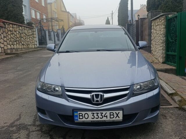 Сірий Хонда Аккорд, об'ємом двигуна 2 л та пробігом 215 тис. км за 6250 $, фото 1 на Automoto.ua
