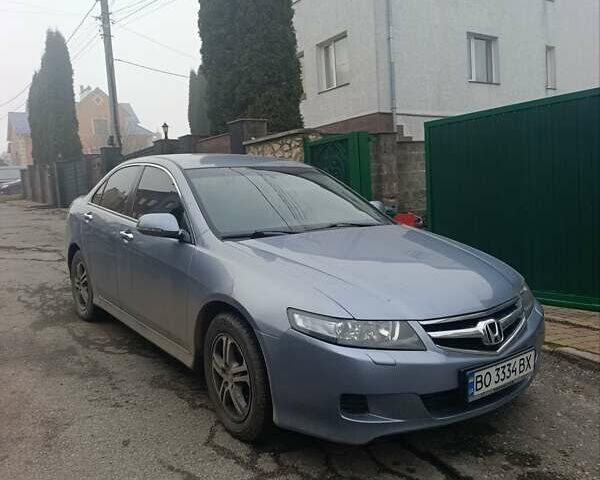 Серый Хонда Аккорд, объемом двигателя 2 л и пробегом 216 тыс. км за 6300 $, фото 1 на Automoto.ua