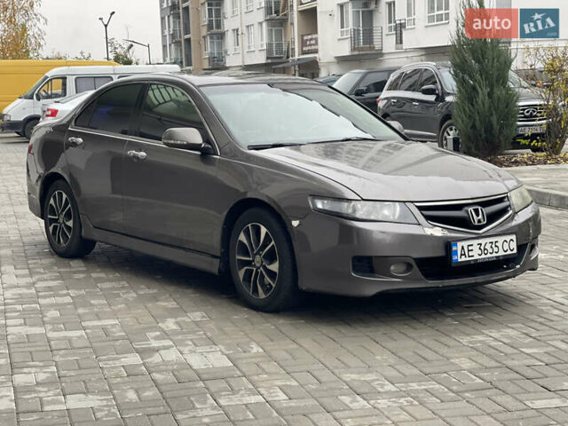 Серый Хонда Аккорд, объемом двигателя 2 л и пробегом 252 тыс. км за 4650 $, фото 1 на Automoto.ua