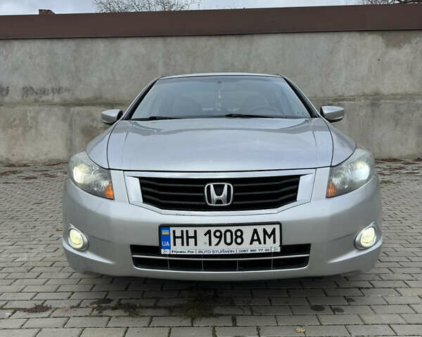 Сірий Хонда Аккорд, об'ємом двигуна 2.35 л та пробігом 210 тис. км за 6400 $, фото 1 на Automoto.ua