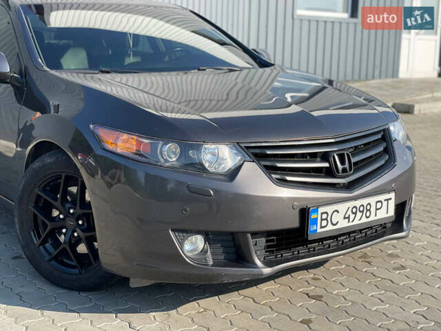 Сірий Хонда Аккорд, об'ємом двигуна 2.4 л та пробігом 260 тис. км за 8000 $, фото 1 на Automoto.ua