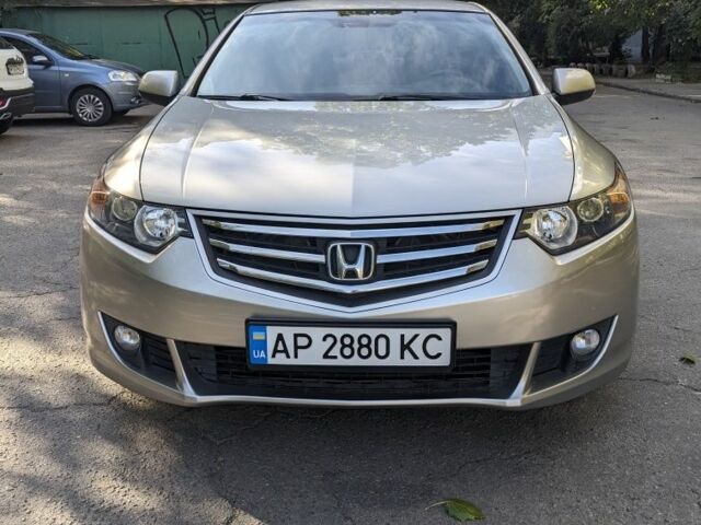 Серый Хонда Аккорд, объемом двигателя 2 л и пробегом 191 тыс. км за 8800 $, фото 1 на Automoto.ua