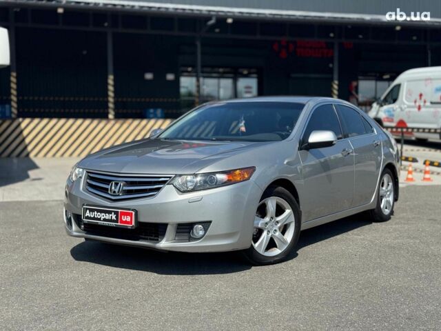 Серый Хонда Аккорд, объемом двигателя 2 л и пробегом 243 тыс. км за 9790 $, фото 1 на Automoto.ua