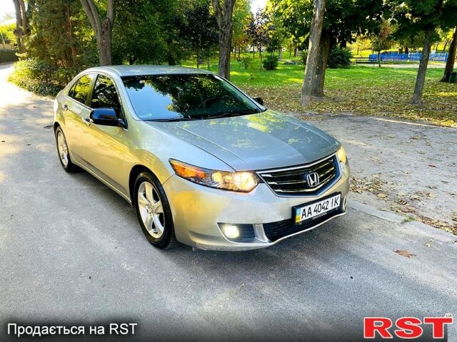 Серый Хонда Аккорд, объемом двигателя 2 л и пробегом 120 тыс. км за 6999 $, фото 1 на Automoto.ua