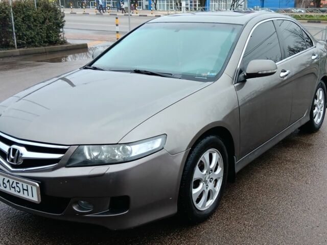 Серый Хонда Аккорд, объемом двигателя 2 л и пробегом 264 тыс. км за 5400 $, фото 1 на Automoto.ua