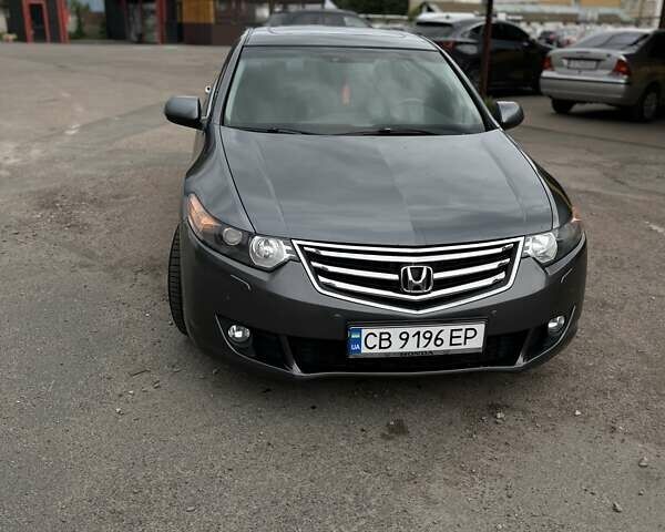 Серый Хонда Аккорд, объемом двигателя 2 л и пробегом 225 тыс. км за 8700 $, фото 1 на Automoto.ua