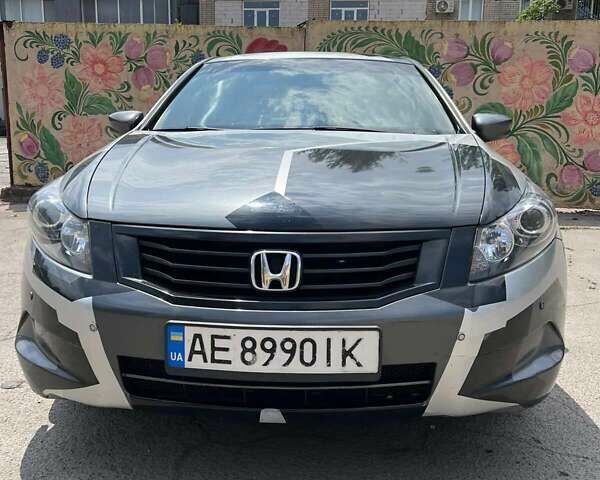 Серый Хонда Аккорд, объемом двигателя 2.4 л и пробегом 268 тыс. км за 8700 $, фото 1 на Automoto.ua