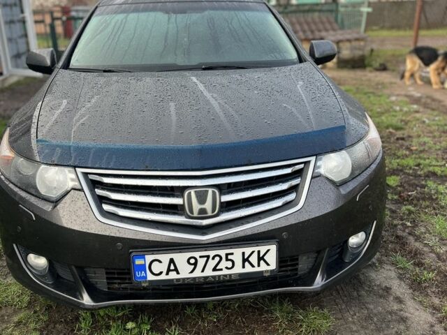 Сірий Хонда Аккорд, об'ємом двигуна 2.4 л та пробігом 245 тис. км за 9600 $, фото 1 на Automoto.ua