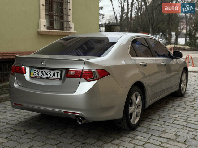 Серый Хонда Аккорд, объемом двигателя 2 л и пробегом 195 тыс. км за 7500 $, фото 1 на Automoto.ua