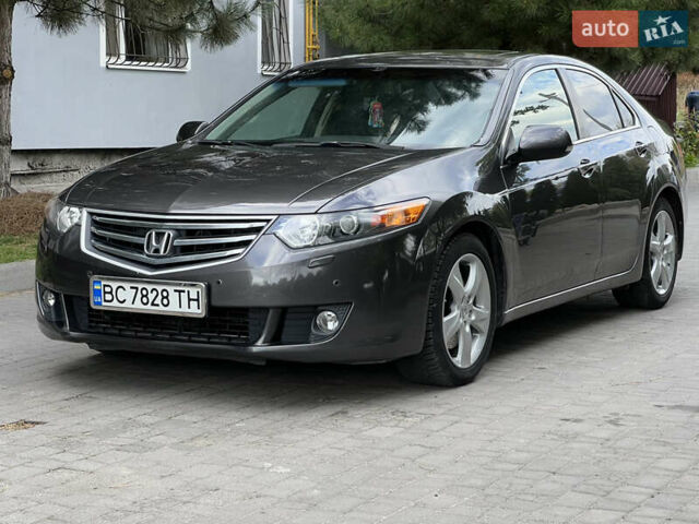 Серый Хонда Аккорд, объемом двигателя 2.4 л и пробегом 248 тыс. км за 8900 $, фото 1 на Automoto.ua