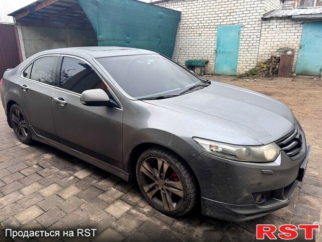 Серый Хонда Аккорд, объемом двигателя 2.4 л и пробегом 280 тыс. км за 8000 $, фото 1 на Automoto.ua