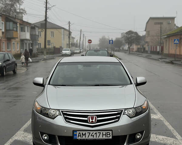 Сірий Хонда Аккорд, об'ємом двигуна 2 л та пробігом 286 тис. км за 8999 $, фото 1 на Automoto.ua