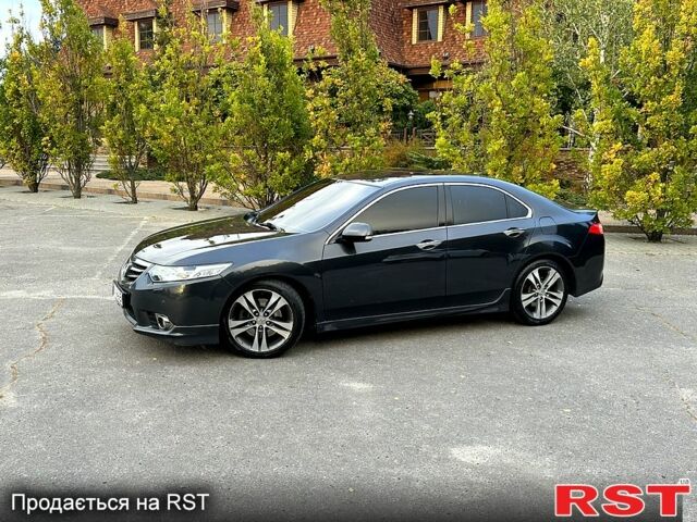 Серый Хонда Аккорд, объемом двигателя 2.4 л и пробегом 178 тыс. км за 11600 $, фото 1 на Automoto.ua