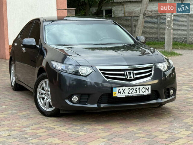 Серый Хонда Аккорд, объемом двигателя 2 л и пробегом 118 тыс. км за 10400 $, фото 1 на Automoto.ua