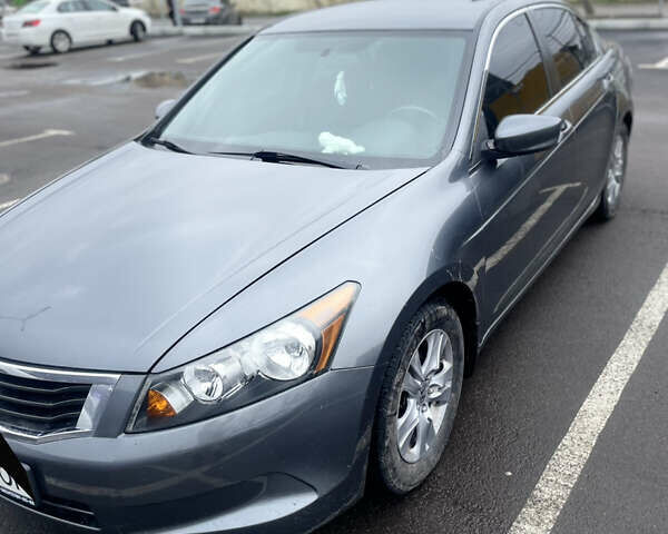 Сірий Хонда Аккорд, об'ємом двигуна 2.4 л та пробігом 177 тис. км за 8500 $, фото 1 на Automoto.ua