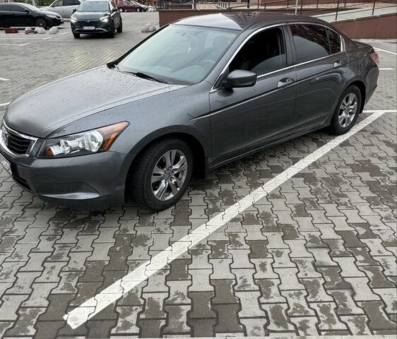 Сірий Хонда Аккорд, об'ємом двигуна 2.4 л та пробігом 174 тис. км за 12288 $, фото 1 на Automoto.ua