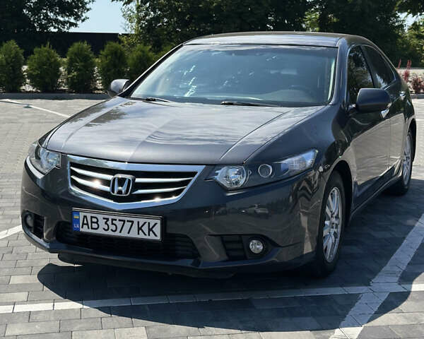 Сірий Хонда Аккорд, об'ємом двигуна 2 л та пробігом 263 тис. км за 9500 $, фото 1 на Automoto.ua