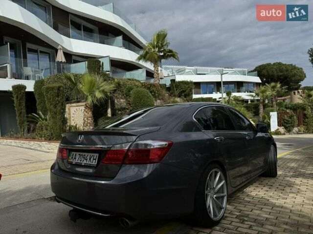 Сірий Хонда Аккорд, об'ємом двигуна 2.4 л та пробігом 205 тис. км за 16500 $, фото 1 на Automoto.ua