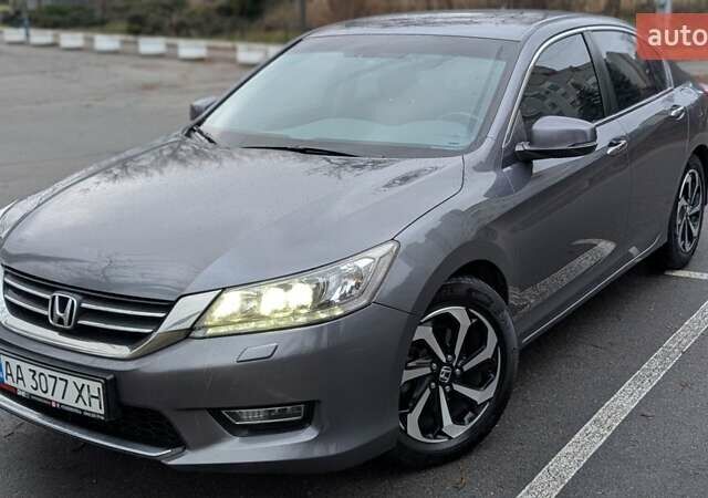 Серый Хонда Аккорд, объемом двигателя 2.36 л и пробегом 169 тыс. км за 13300 $, фото 1 на Automoto.ua