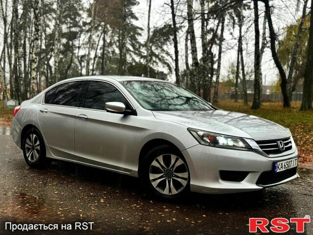 Серый Хонда Аккорд, объемом двигателя 2.4 л и пробегом 173 тыс. км за 11450 $, фото 1 на Automoto.ua