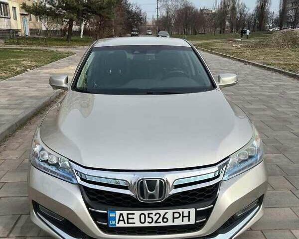 Серый Хонда Аккорд, объемом двигателя 1.99 л и пробегом 188 тыс. км за 13000 $, фото 1 на Automoto.ua