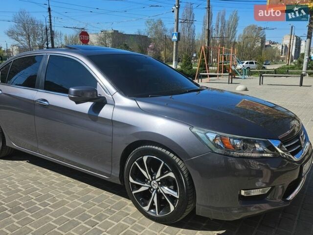 Сірий Хонда Аккорд, об'ємом двигуна 2.4 л та пробігом 246 тис. км за 12000 $, фото 1 на Automoto.ua
