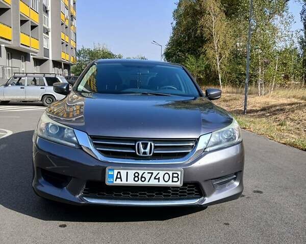 Серый Хонда Аккорд, объемом двигателя 2.4 л и пробегом 170 тыс. км за 12000 $, фото 1 на Automoto.ua