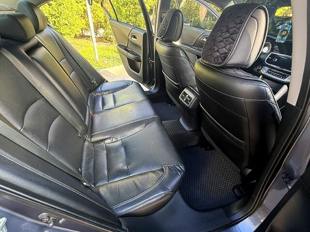 Сірий Хонда Аккорд, об'ємом двигуна 2.4 л та пробігом 170 тис. км за 12500 $, фото 1 на Automoto.ua