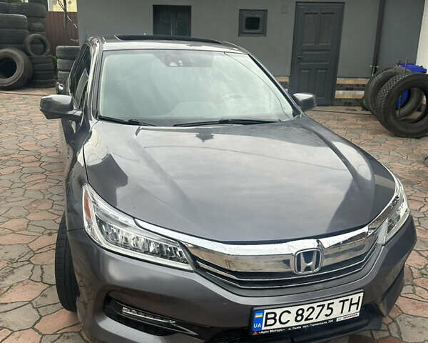 Сірий Хонда Аккорд, об'ємом двигуна 2 л та пробігом 116 тис. км за 15550 $, фото 1 на Automoto.ua