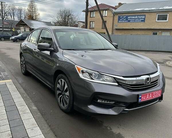 Сірий Хонда Аккорд, об'ємом двигуна 2 л та пробігом 118 тис. км за 16500 $, фото 1 на Automoto.ua