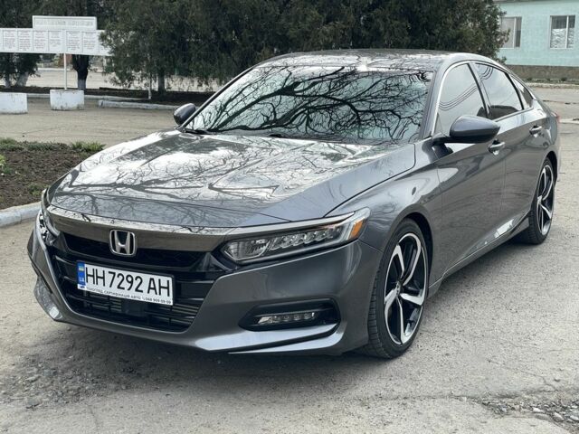 Серый Хонда Аккорд, объемом двигателя 1.5 л и пробегом 148 тыс. км за 20800 $, фото 1 на Automoto.ua