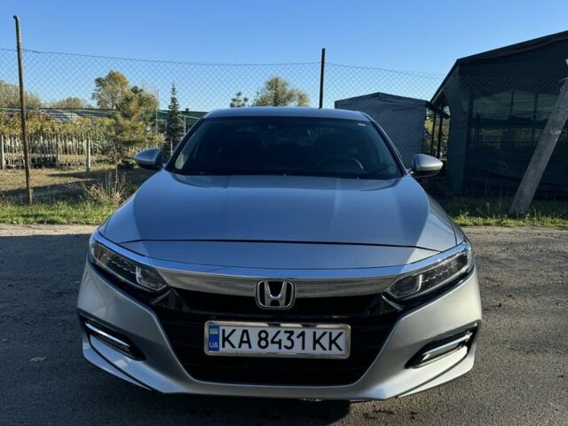 Серый Хонда Аккорд, объемом двигателя 1.5 л и пробегом 53 тыс. км за 15900 $, фото 1 на Automoto.ua