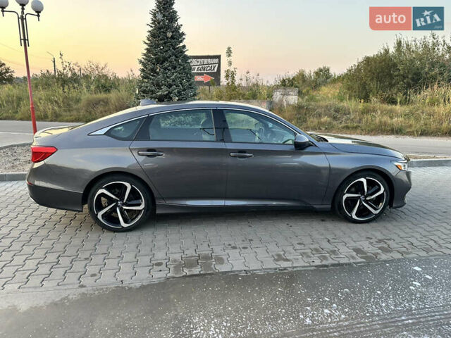 Серый Хонда Аккорд, объемом двигателя 1.5 л и пробегом 144 тыс. км за 18500 $, фото 1 на Automoto.ua
