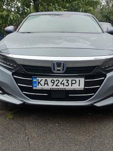 Сірий Хонда Аккорд, об'ємом двигуна 2 л та пробігом 198 тис. км за 21500 $, фото 1 на Automoto.ua