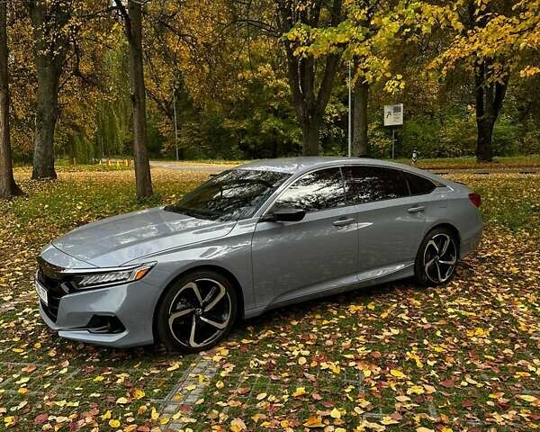 Серый Хонда Аккорд, объемом двигателя 2 л и пробегом 79 тыс. км за 25000 $, фото 1 на Automoto.ua